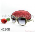 Gucci Normal Quality Sunglasses 704