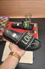 Louis Vuitton Men's Slippers 651