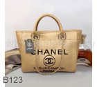 Chanel Normal Quality Handbags 220