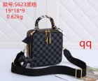 Louis Vuitton Normal Quality Handbags 260