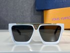 Louis Vuitton High Quality Sunglasses 5377