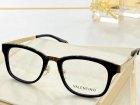 Valentino High Quality Sunglasses 424