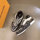 Louis Vuitton Men's shoes 948