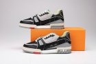 Louis Vuitton Men's shoes 811