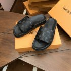 Louis Vuitton Men's Slippers 482