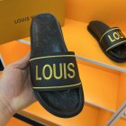 Louis Vuitton Men's Slippers 44