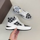 Louis Vuitton Men's shoes 3053