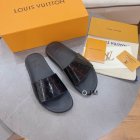 Louis Vuitton Men's Slippers 564