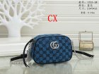 Gucci Normal Quality Handbags 620