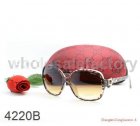 Gucci Normal Quality Sunglasses 806