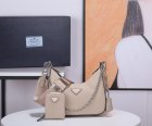 Prada High Quality Handbags 925