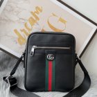 Gucci High Quality Handbags 195