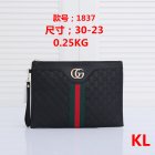 Gucci Normal Quality Handbags 610