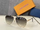 Louis Vuitton High Quality Sunglasses 4676