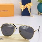 Louis Vuitton High Quality Sunglasses 4682
