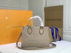Louis Vuitton High Quality Handbags 886