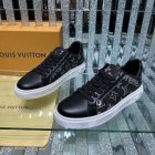 Louis Vuitton Men's shoes 2518