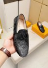 Louis Vuitton Men's shoes 351