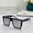 Valentino High Quality Sunglasses 550