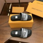 Louis Vuitton Men's Slippers 506