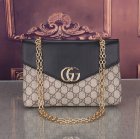 Gucci Normal Quality Handbags 605