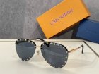 Louis Vuitton High Quality Sunglasses 4677