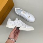 Louis Vuitton Men's shoes 477