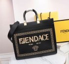 Fendi Original Quality Handbags 1100
