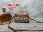 Gucci Normal Quality Handbags 149