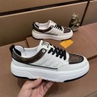 Louis Vuitton Men's shoes 554