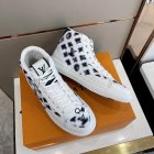 Louis Vuitton Men's shoes 2974