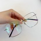 Gucci Plain Glass Spectacles 520
