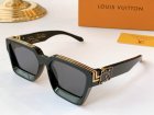 Louis Vuitton High Quality Sunglasses 322