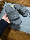 Louis Vuitton Men's Slippers 484