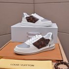 Louis Vuitton Men's shoes 2595