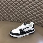 Louis Vuitton Men's shoes 922