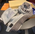 Louis Vuitton Scarves 110