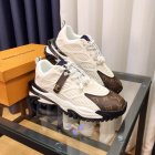 Louis Vuitton Men's shoes 2211