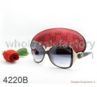 Gucci Normal Quality Sunglasses 708