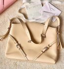 GIVENCHY Original Quality Handbags 116