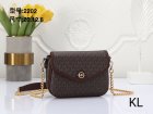 MICHAEL KORS Normal Quality Handbags 136