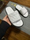 Louis Vuitton Men's Slippers 487
