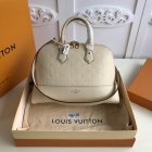 Louis Vuitton Original Quality Handbags 981