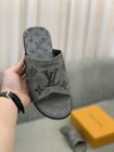 Louis Vuitton Men's Slippers 421