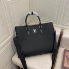 Louis Vuitton High Quality Handbags 194