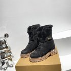 UGG Women's Shoes 711