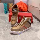 Burberry Men's Shoes 526