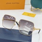 Louis Vuitton High Quality Sunglasses 5186