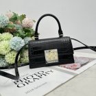 Tory Burch High Quality Handbags 547