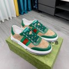 Gucci Men's Shoes 679